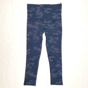 Spanx Camo Leggings Small S Green Gray Compression Seamless Look At Me Now